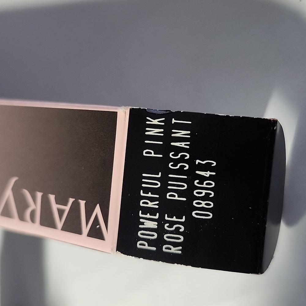 Mary Kay - Picture 3 of 3